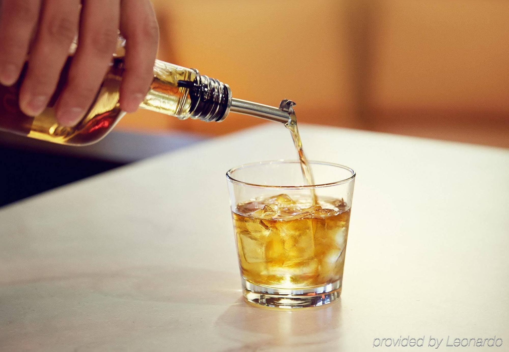 科文顿/曼德维尔万怡酒店 卡温顿 外观 照片